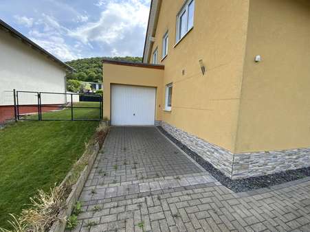 Garagenzufahrt Garagenzufahrt - Einfamilienhaus in 99706 Sondershausen mit 160m² kaufen