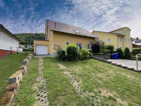 Straßenansicht Straßenansicht - Einfamilienhaus in 99706 Sondershausen mit 160m² kaufen