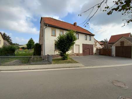 Straßenansicht - Einfamilienhaus in 06567 Bad Frankenhausen mit 190m² kaufen