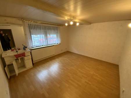 Schlafzimmer - Einfamilienhaus in 99991 Unstrut-Hainich mit 140m² kaufen