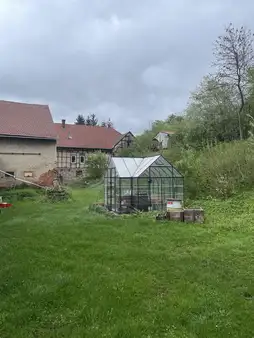 Einfamilienhaus mit Nebengelass und großem Grundstück in Burgtonna zu verkaufen