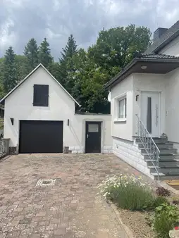 Freistehendes Einfamilienhaus in Burgtonna zu verkaufen.