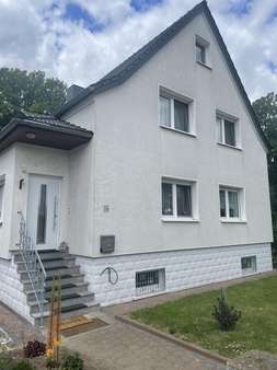 Frontansicht - Einfamilienhaus in 99958 Tonna mit 180m² kaufen