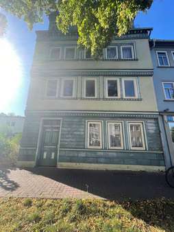 Frontansicht 2 - Mehrfamilienhaus in 99947 Bad Langensalza mit 200m² als Kapitalanlage kaufen