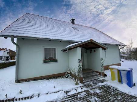 Schöner Hauseingang - Einfamilienhaus in 99996 Unstruttal mit 120m² kaufen
