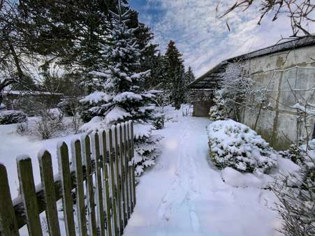 Zugang zum größeren Garten   - Einfamilienhaus in 99996 Unstruttal mit 120m² kaufen