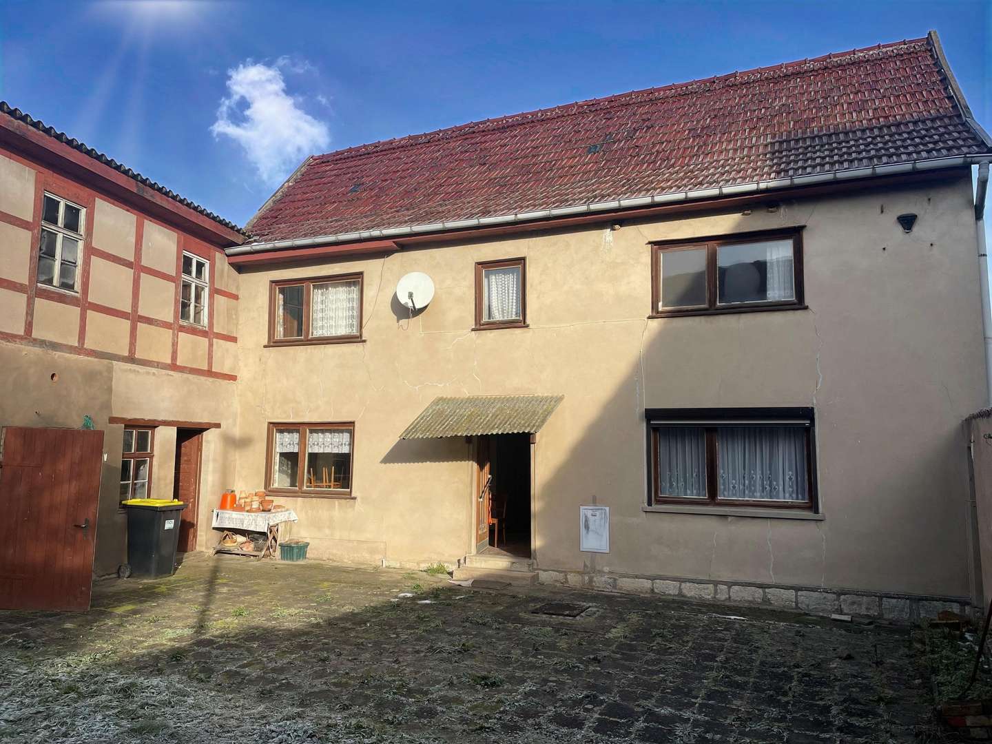 Hofansicht - Einfamilienhaus in 99955 Mittelsömmern mit 90m² kaufen