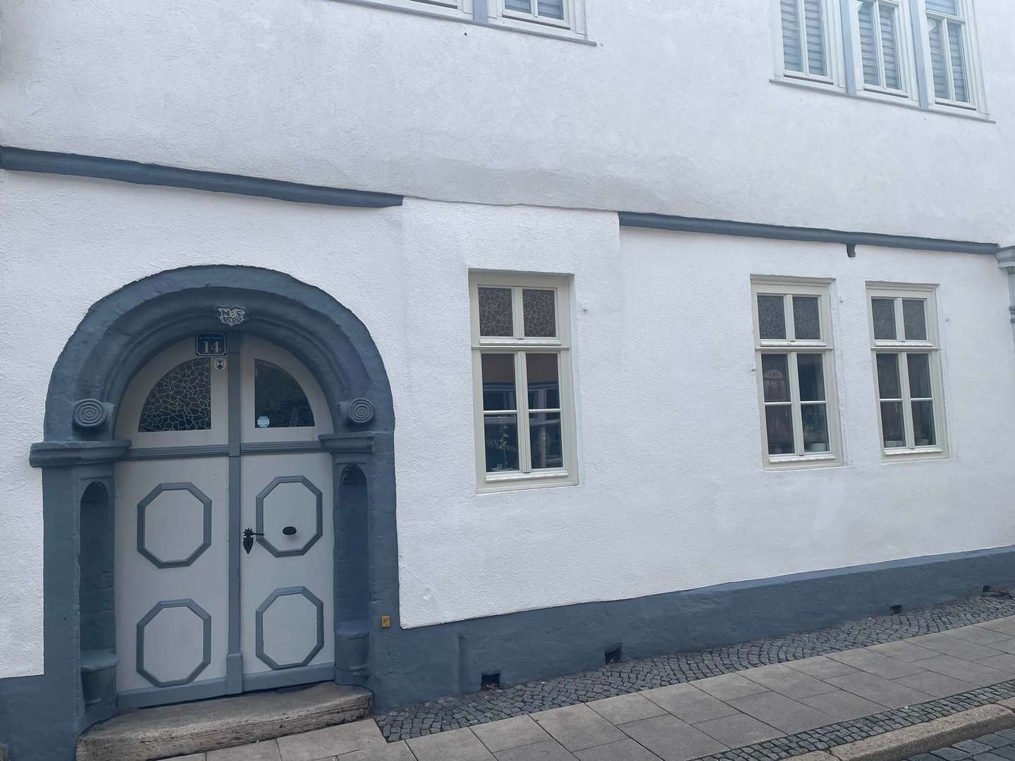 Außenansicht Außenansicht - Mehrfamilienhaus in 99947 Bad Langensalza mit 450m² als Kapitalanlage kaufen