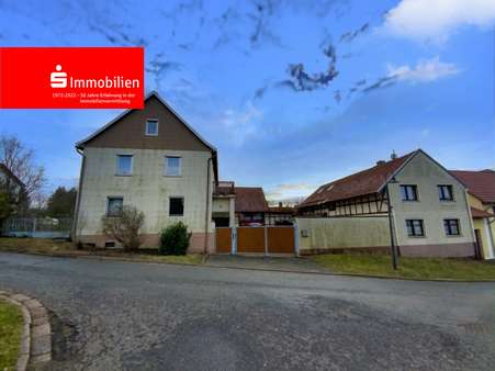 Haupt- und Nebenhaus von der Straßenseite - Einfamilienhaus in 37345 Sonnenstein mit 200m² kaufen