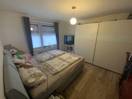 Schlafzimmer - Einfamilienhaus in 37339 Gernrode mit 165m² kaufen