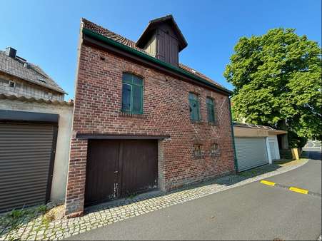 Nebengelass mit Garage - Reihenendhaus in 37327 Leinefelde-Worbis mit 130m² kaufen