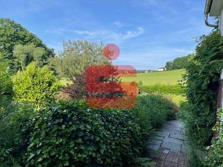 Freier Blick in die Natur Freier Blick in die Natur - Zweifamilienhaus in 07973 Greiz mit 172m² kaufen