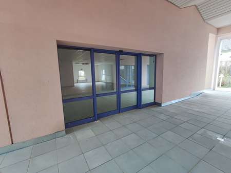 Schaufenster - Passage Schaufenster - Passage - Bürohaus in 07548 Gera mit 130m² mieten