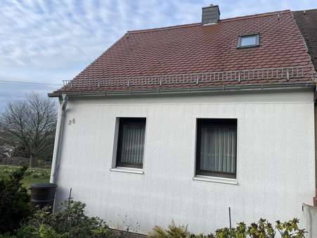 Außenansicht Außenansicht - Doppelhaushälfte in 07551 Gera mit 60m² kaufen