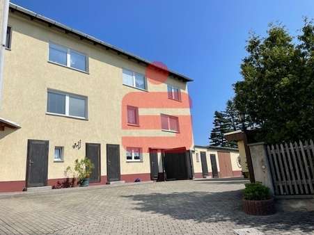Anbau Anbau - Mehrfamilienhaus in 07958 Hohenleuben mit 241m² kaufen
