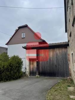 Einfahrt Einfahrt - Bauernhaus in 07580 Ronneburg mit 275m² kaufen