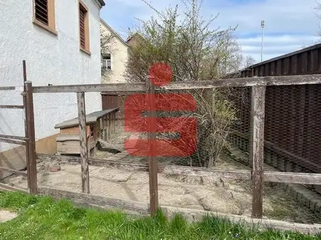 Gemütliches Wohnhaus in Greiz-Pohlitz sucht Familienanschluß