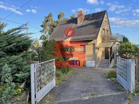 Einfahrt Einfahrt - Einfamilienhaus in 07549 Gera mit 115m² kaufen
