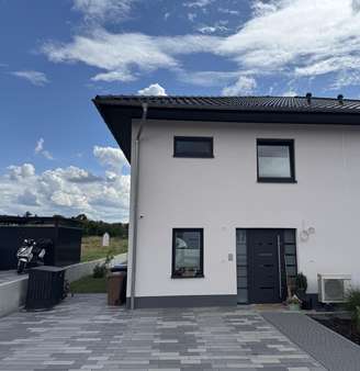 Außenansicht - Doppelhaushälfte in 07580 Ronneburg mit 125m² kaufen