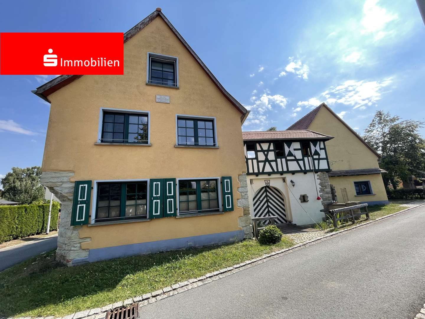 Außenansicht Außenansicht - Mehrfamilienhaus in 07554 Korbußen mit 185m² kaufen