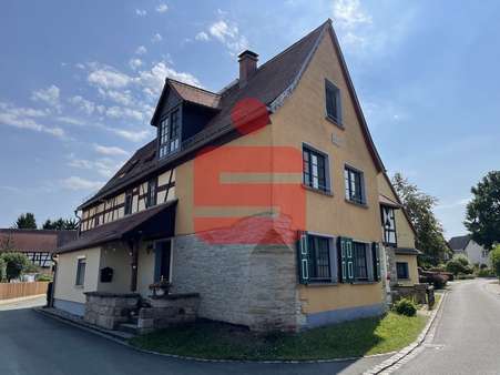 Vorderansicht - Nebeneingang WE 1 Vorderansicht - Nebeneingang WE 1 - Mehrfamilienhaus in 07554 Korbußen mit 185m² kaufen