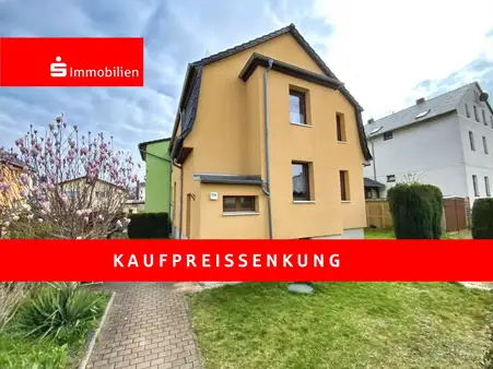 Charmante Doppelhaushälfte in begehrter Wohnlage Altenburgs – Perfekt für Familien!