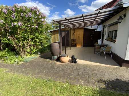 Überdachte Terrasse - Doppelhaushälfte in 07407 Rudolstadt mit 97m² kaufen