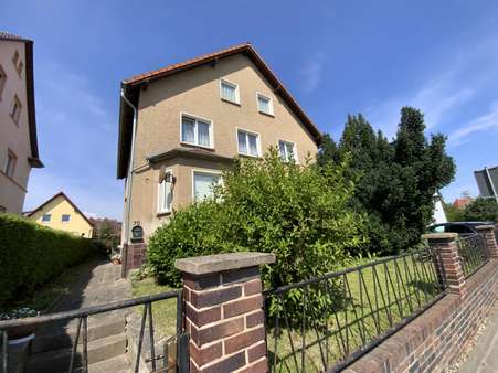 Eingang - Zweifamilienhaus in 07318 Saalfeld mit 180m² kaufen