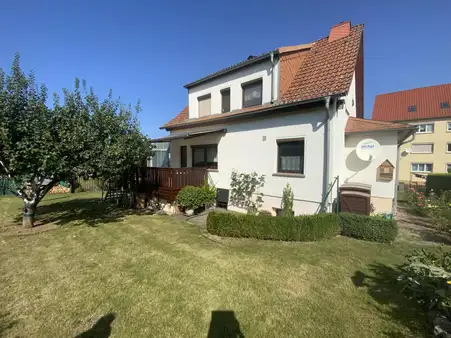 Attraktives Einfamilienhaus in ruhiger Lage!