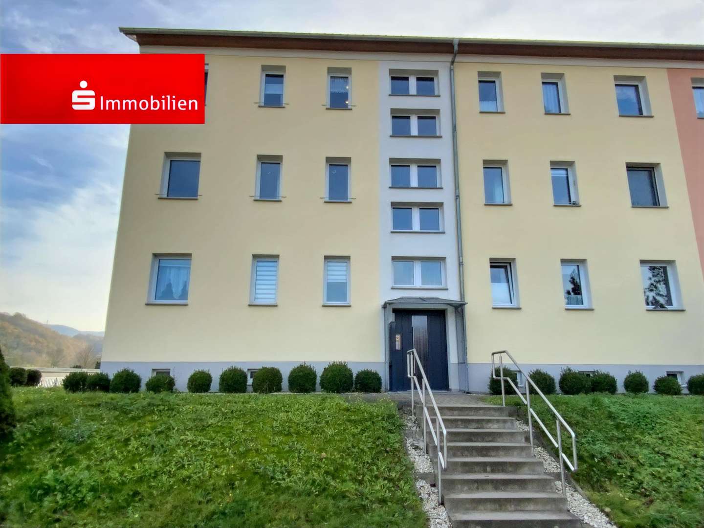 Vorderansicht - Etagenwohnung in 07407 Rudolstadt mit 58m² kaufen