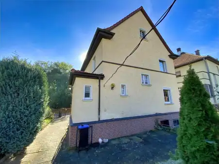 Kleines Einfamilienhaus mit Keller