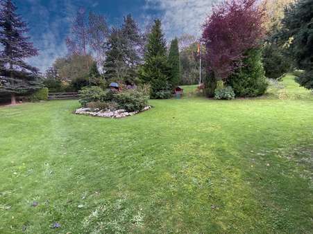 Garten - Zweifamilienhaus in 07422 Bad Blankenburg mit 200m² kaufen