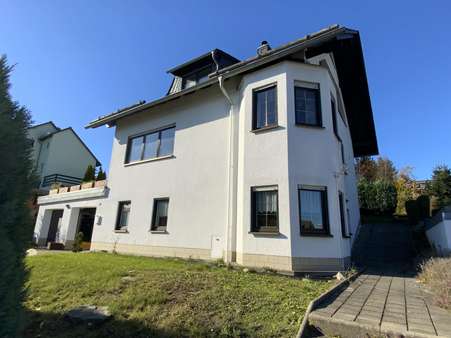 Vorderansicht - Einfamilienhaus in 07318 Saalfeld mit 146m² kaufen