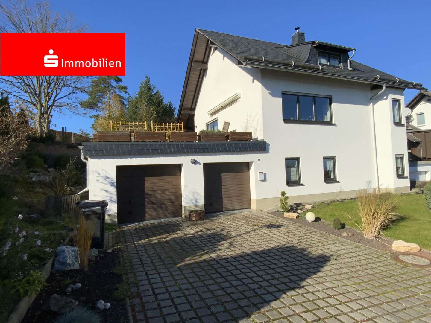 Vorderansicht - Einfamilienhaus in 07318 Saalfeld mit 146m² kaufen