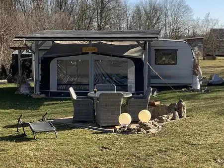 Traumhaftes Freizeitgrundstück mit Wohnwagen