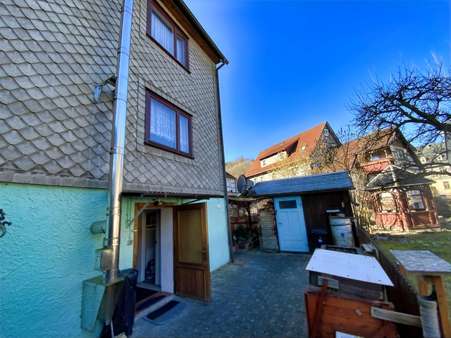 Rückansicht Rückansicht - Zweifamilienhaus in 98744 Schwarzatal mit 166m² kaufen