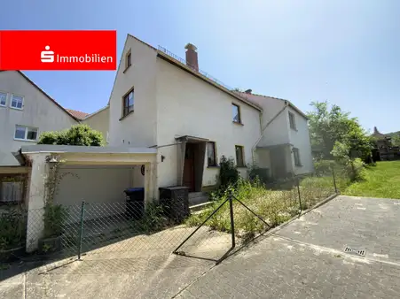 Modernisierungsbedürftiges Einfamilienhaus nahe Rudolstadt! 