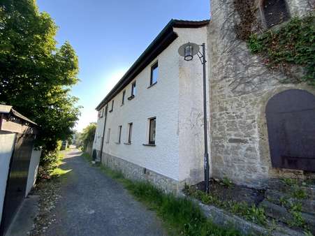 Seitenansicht - Stadthaus in 07318 Saalfeld mit 135m² kaufen