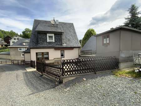 Rückansicht - Einfamilienhaus in 98743 Gräfenthal mit 91m² kaufen