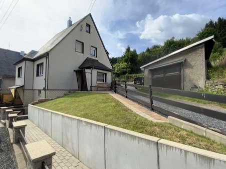 Seitenansicht - Einfamilienhaus in 98743 Gräfenthal mit 91m² kaufen