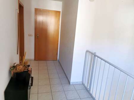 Treppenhaus - Etagenwohnung in 07927 Hirschberg mit 40m² mieten
