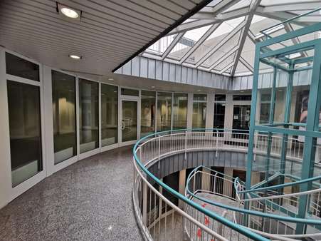 Eingangsbereich Obergeschoss - Ladenlokal in 07356 Bad Lobenstein mit 113m² günstig mieten
