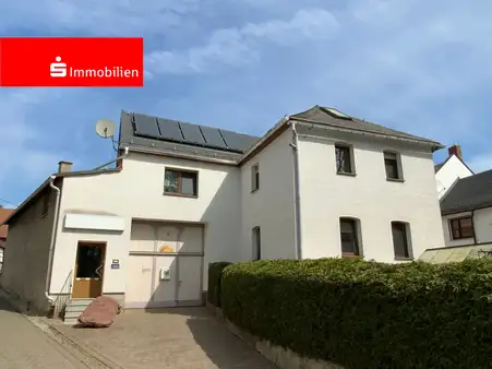 Gepflegtes saniertes EFH mit Nebengelass in Oettersdorf -
...energieeffizient  und ruhig gelegen !