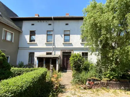 Charaktervolles Gutshaus für den Kennerblick!


 