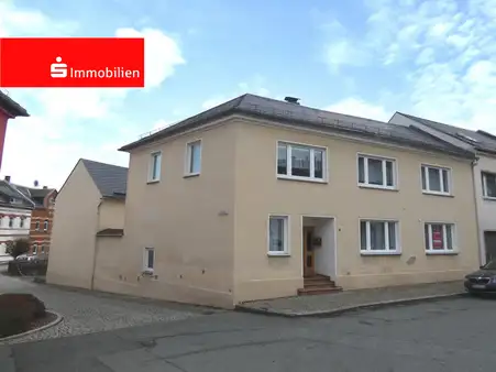 Familienhaus mit viel Platz in der Stadt Tanna + Garagen und kleiner Ackerfläche !   