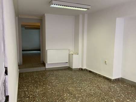 GE vorderer Raum - Zweifamilienhaus in 07381 Pößneck mit 170m² kaufen