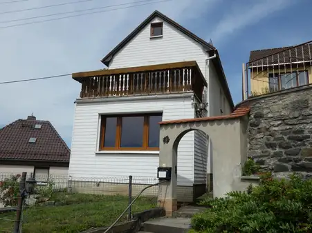 Einfamilienhaus in Schleiz - OT Oschitz  in ruhiger Hanglage! 