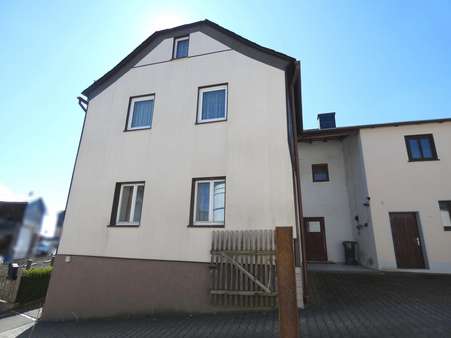 Ansicht Ost - Einfamilienhaus in 07929 Saalburg-Ebersdorf mit 188m² kaufen