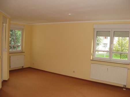 Wohnzimmer - Etagenwohnung in 07806 Neustadt mit 56m² kaufen