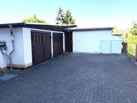 Garagen und Nebengebäude Garagen und Nebengebäude - Doppelhaushälfte in 07381 Pößneck mit 124m² kaufen